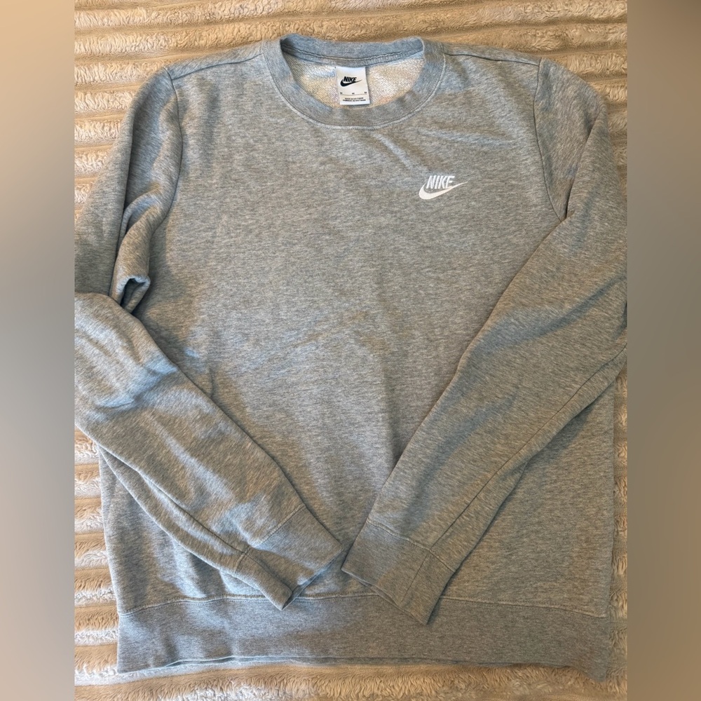 Nike crewneck sweatshirt